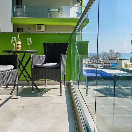 Seastar Apartment - Spa N Pools Beach Resort Мамая Экстерьер фото