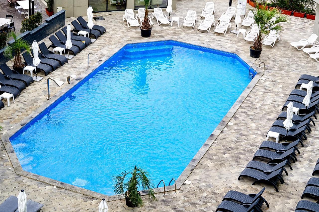 Seastar Apartment - Spa N Pools Beach Resort Мамая Экстерьер фото