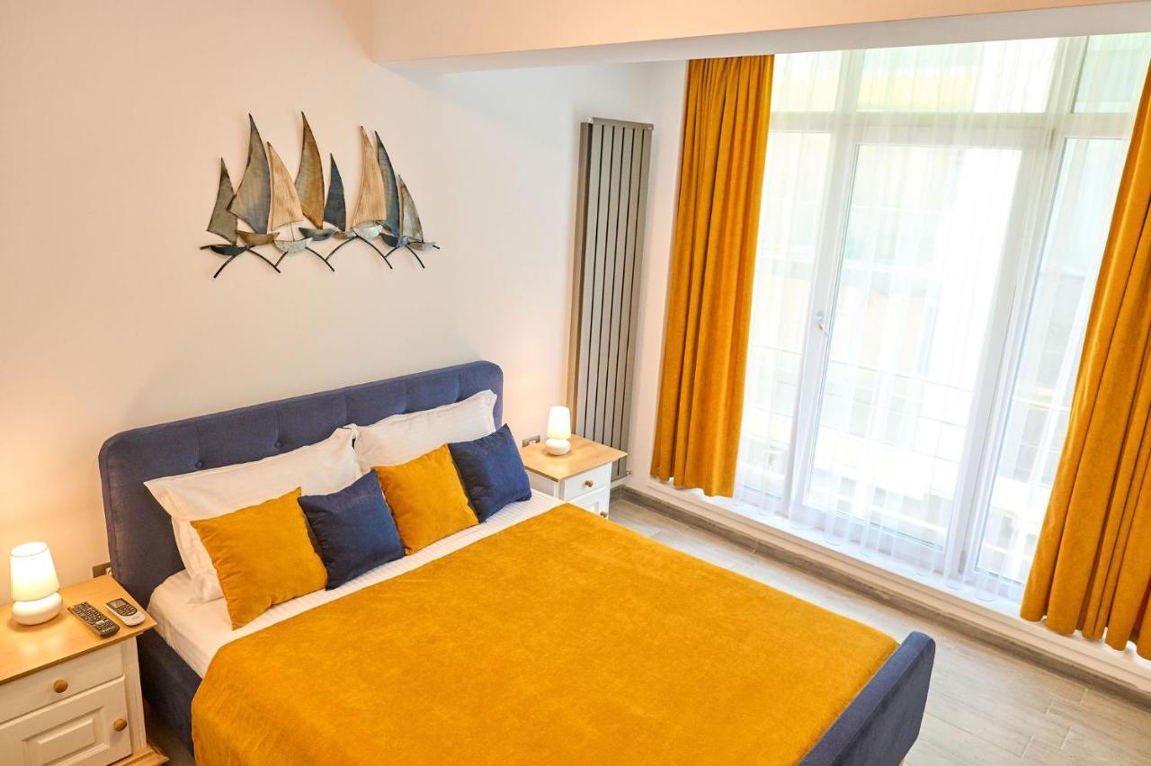 Seastar Apartment - Spa N Pools Beach Resort Мамая Экстерьер фото